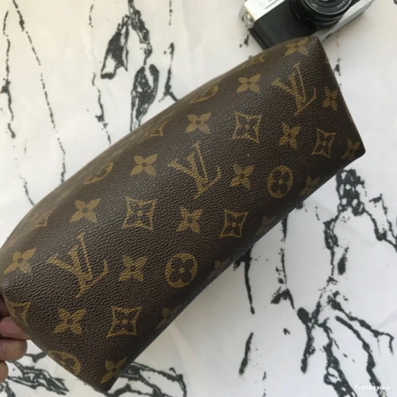 Frstbag ru CASE Louis Vuitton PALLAS BEAUTY 0816